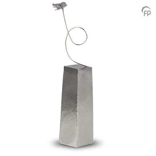 Vlinder, je ziel blijft bij mij