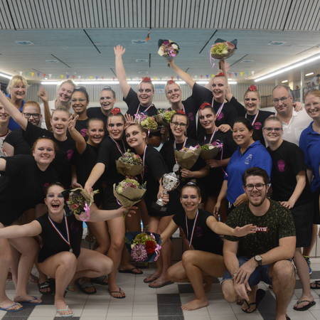 Goud voor synchroonzwemteam Watervrienden Almere